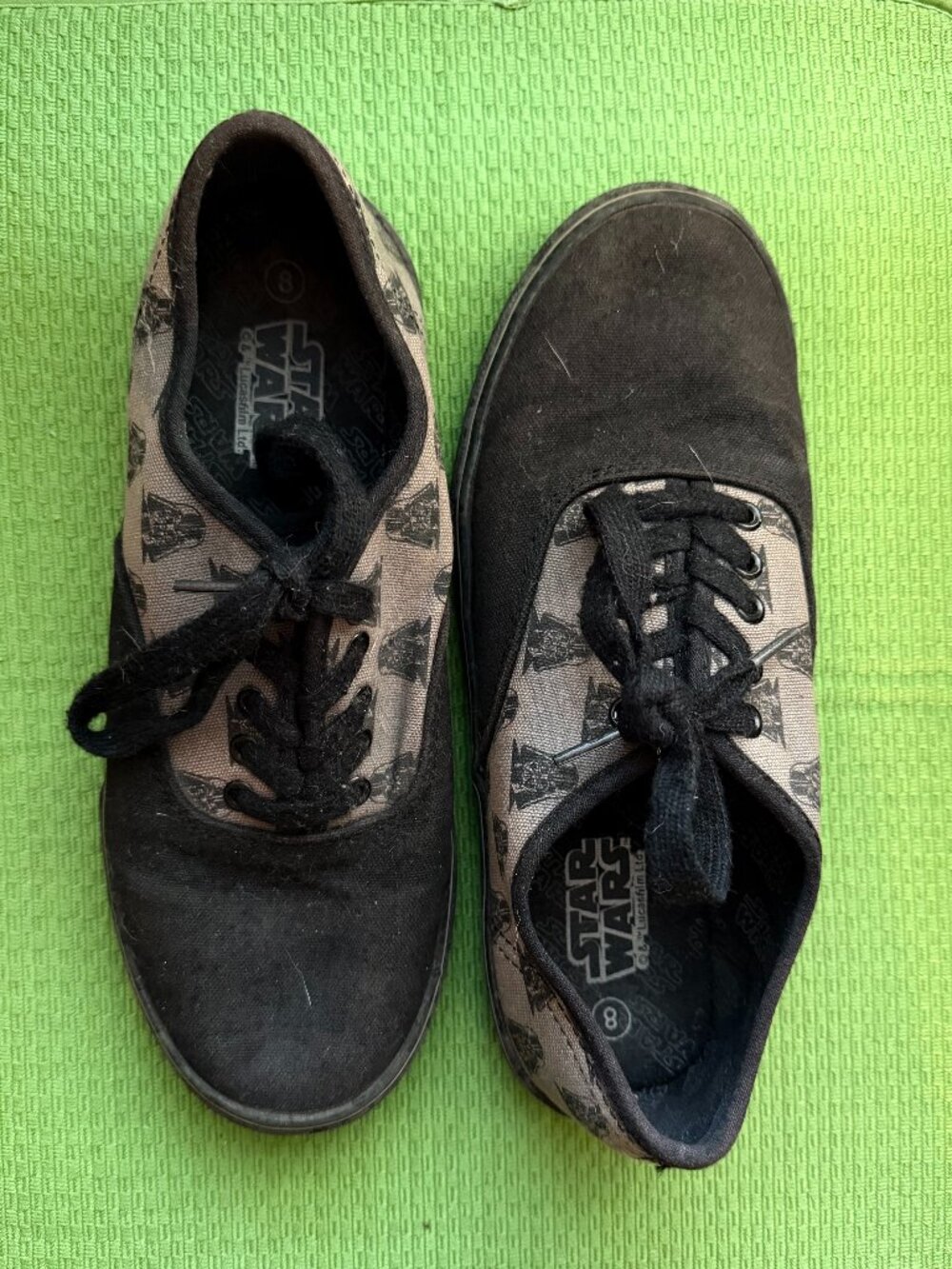Skechers Star Wars Darth Vader Canvas Skate Shoes - Mens Size 8